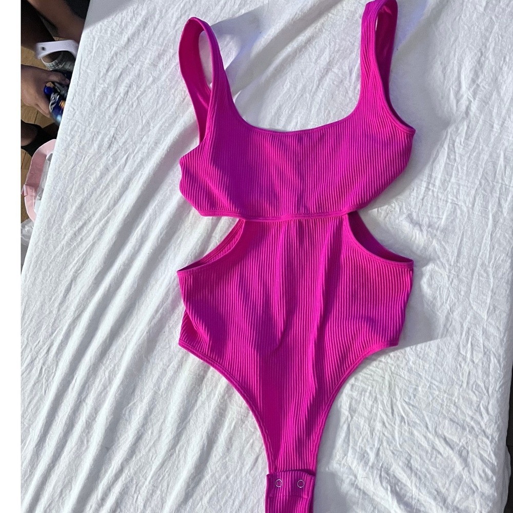 GARAGE Ribbed Cutout Bodysuit Hot Pink Size S P S